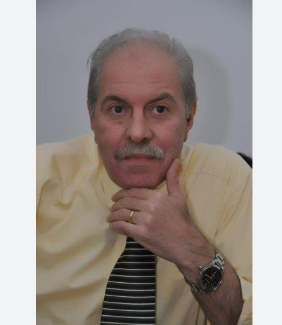وفاة الكاتب جهاد صالح 